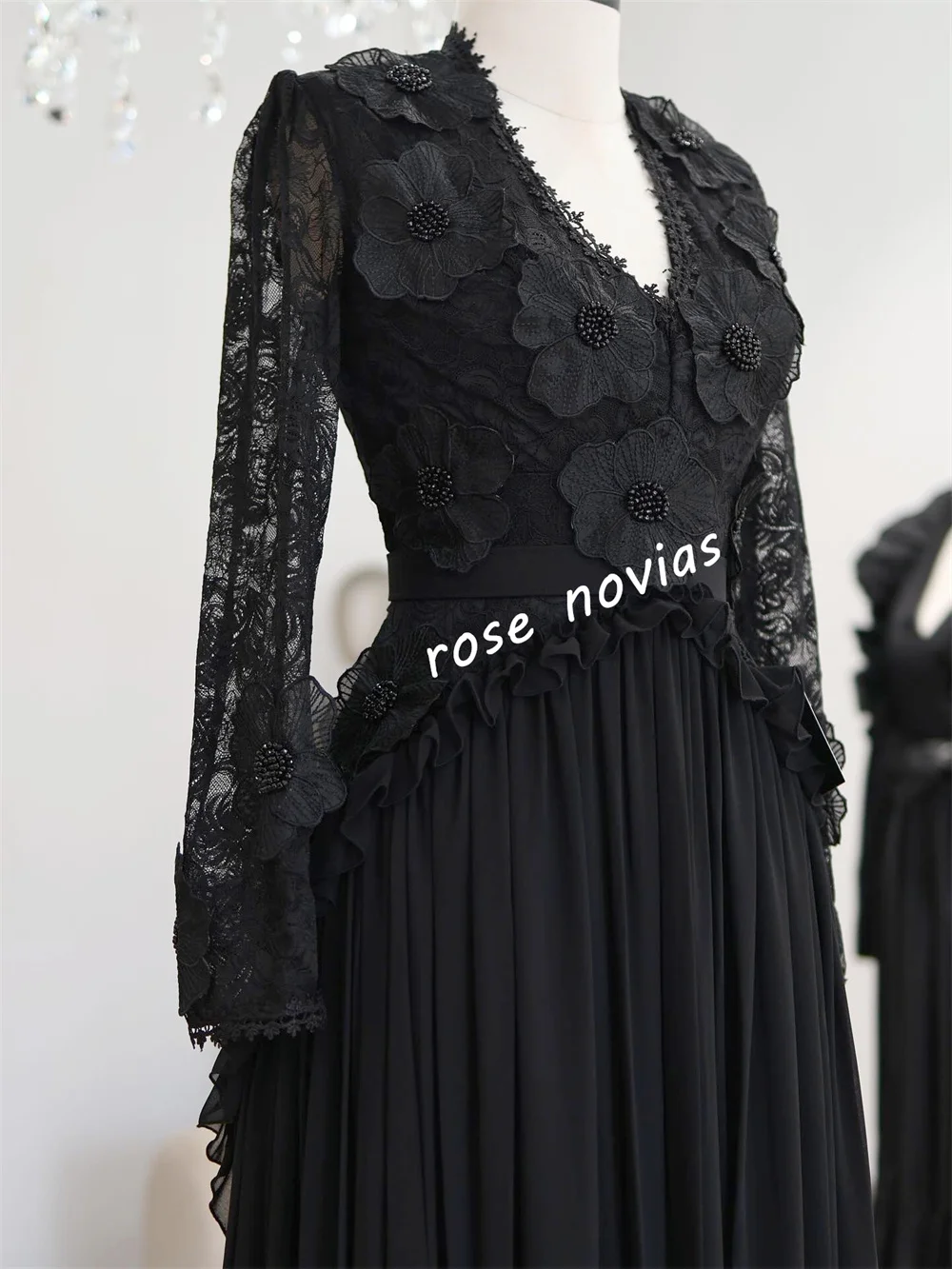 Abiti lunghi neri a trapezio con scollo a V con applicazioni in chiffon personalizzate Occasioni su misura Serata da donna Elegante festa Matrimonio Chic