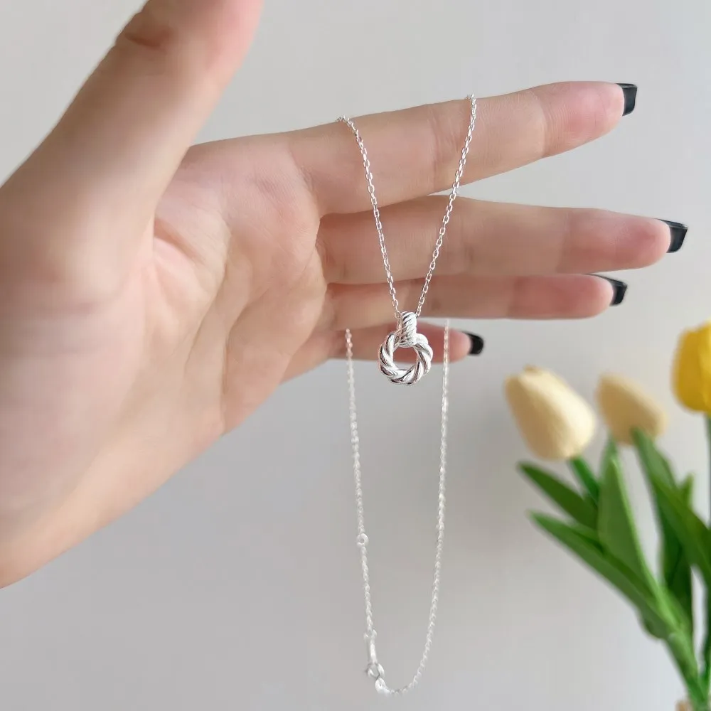 Korean S925 Silver Necklace Girls' ins Style Fried Dough Twists Plain Silver Round Pendant School Style Silver Necklace