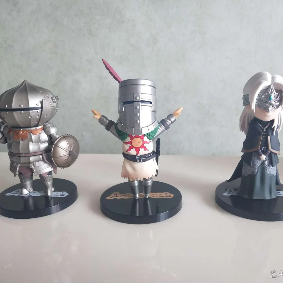 10CM Dark Souls Figure Solaire Siegmeyer Oscar Ornstein Artorias Action Figure Pvc Statue Collection Model Toy for Children Gift - view 6