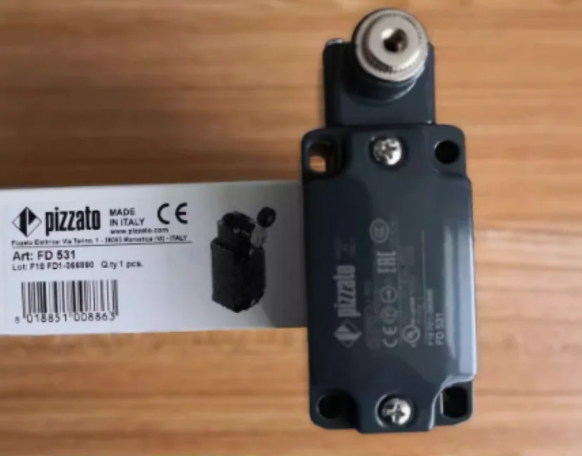 

New original Pizzato Limit Switch FD 531