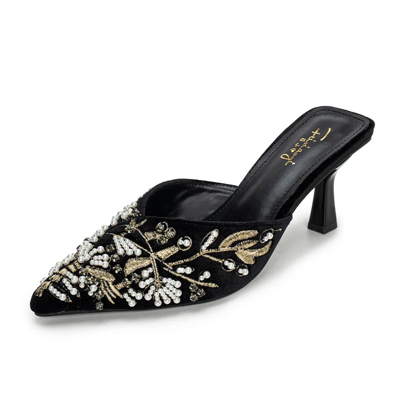 

Early Spring Suede Pointed Beaded Embroidered Women's Semi-drag Famous People's Wind Outside Wearing Muller Embroidered Slippers
