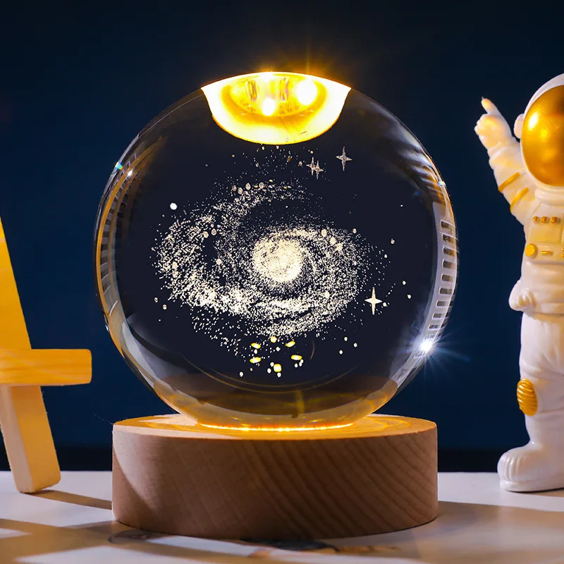 Sfera di cristallo 3D Gesù Galassia Luci decorative Base in legno con sfera di cristallo da 6 cm Pianeta Luce notturna Intaglio laser Regali per le vacanze