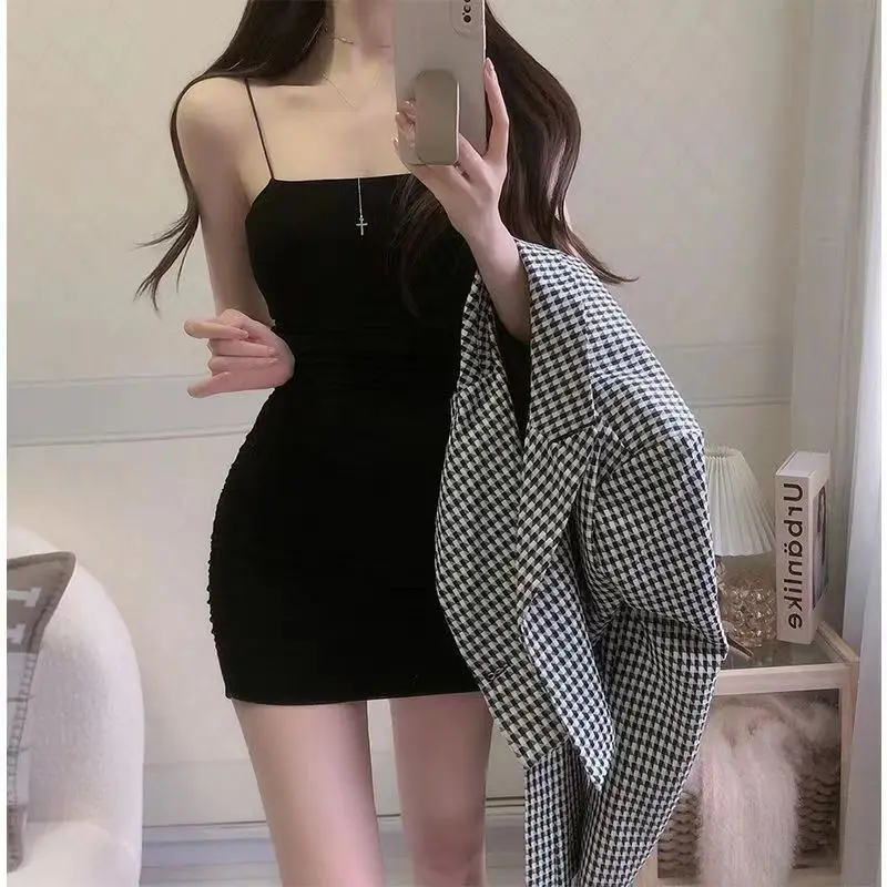 WhiteBlack Sling Sleeveless Type a Short Women\'s Summer New Sexy Tight Sexy Slim Slimming Arm Covering Skirt Simple