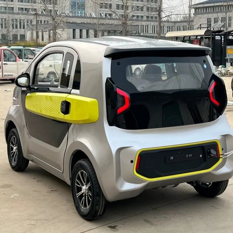 New energy vehicles are low-energy luxury adult electric sedans