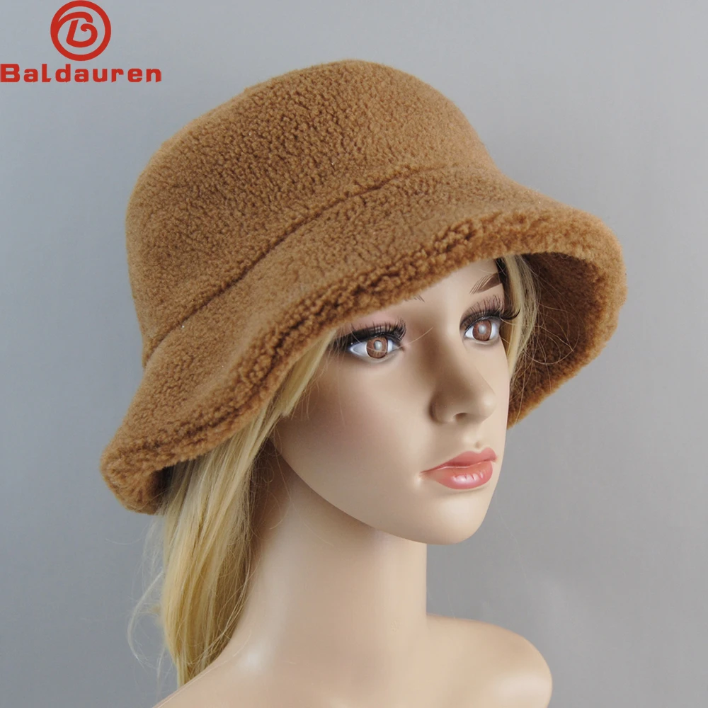 New Russian Fashion Hats Female Casual Cap Women Shearling Sheepskin particles Hat Lady Autumn and Winter Brand Luxurious Caps