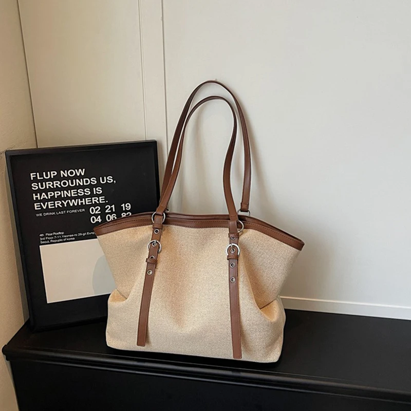 

French Retro Leather Strap Buckle Shoulder Bag Simple Color-blocked Zipper Large Capacity Tote Bag Casual Versatile Commuter Bag