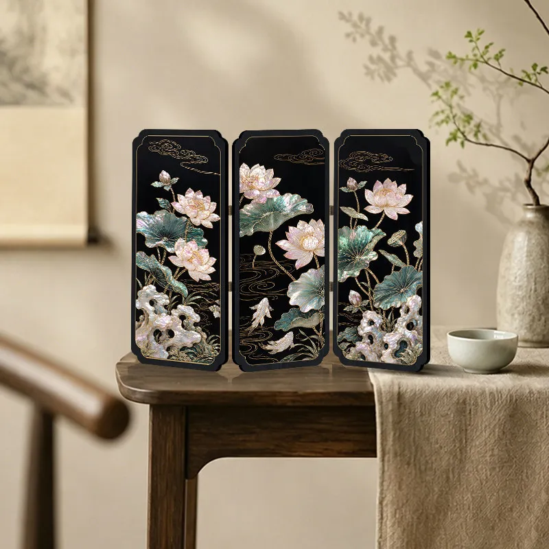 the Living Room Table Features a 3-fold Screen Partition for Setting the Table.the Study Features Lacquer-inlaid Floral Painting