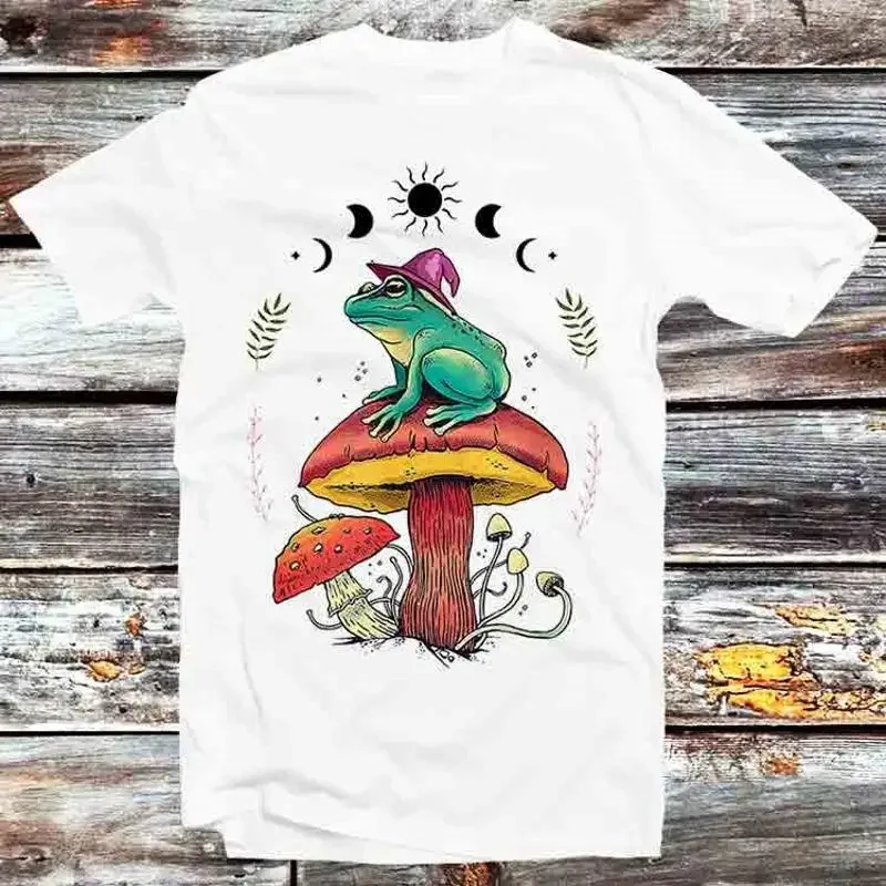 Frog Wizard On Mushroom Phase Of Moon T-Shirt B1097
