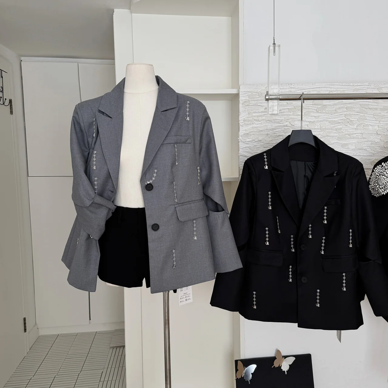 

Autumn Winter Women Y2k Coat 2000s Jacket Outwear Grunge Korean Fashion Chain Blazer College Style Oversize Hollow Out Design