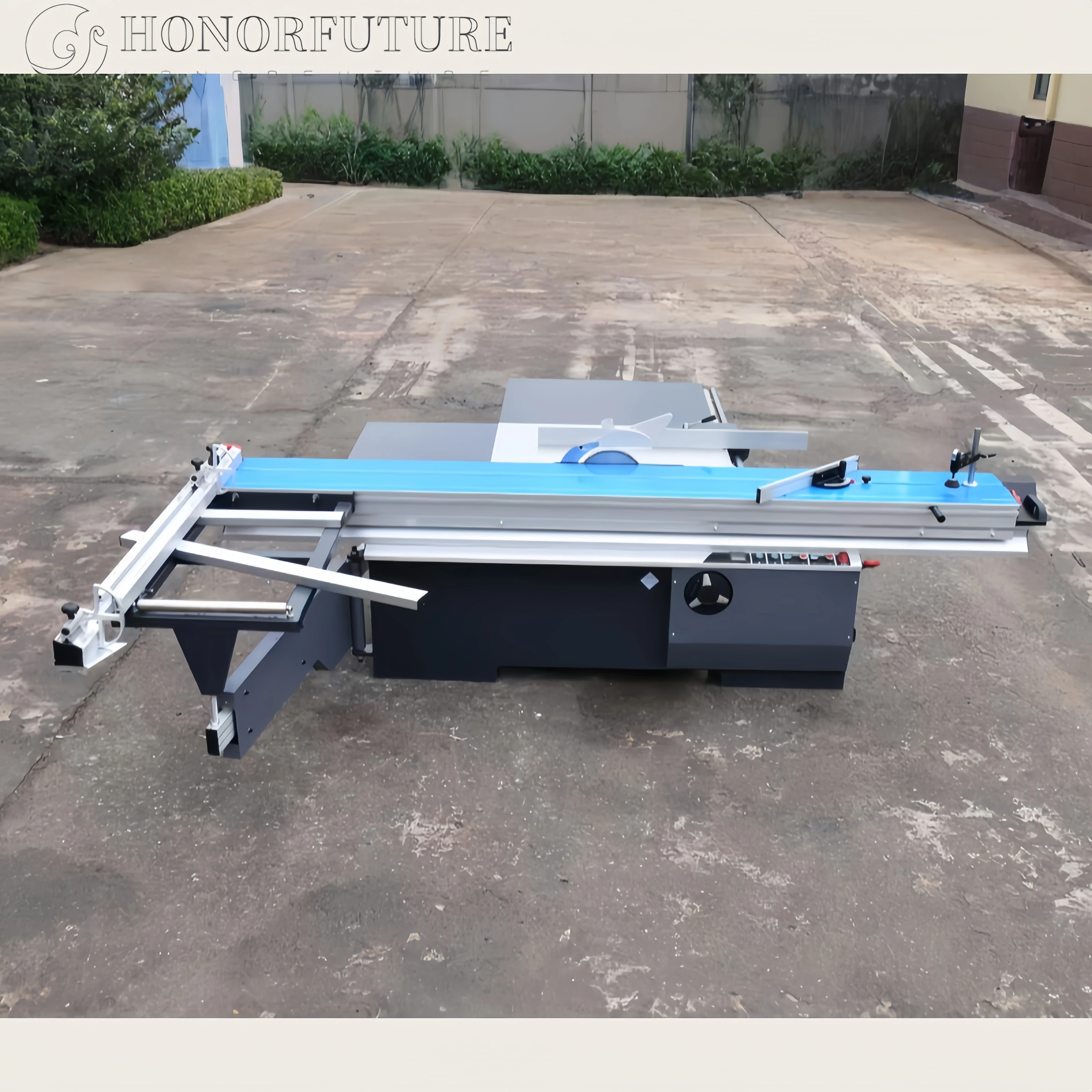 High Efficiency New 45 Degrees Sliding Table Saw Machine Woodworking Cutting Sliding Panel Saw Machine Efficient Cutting Sale