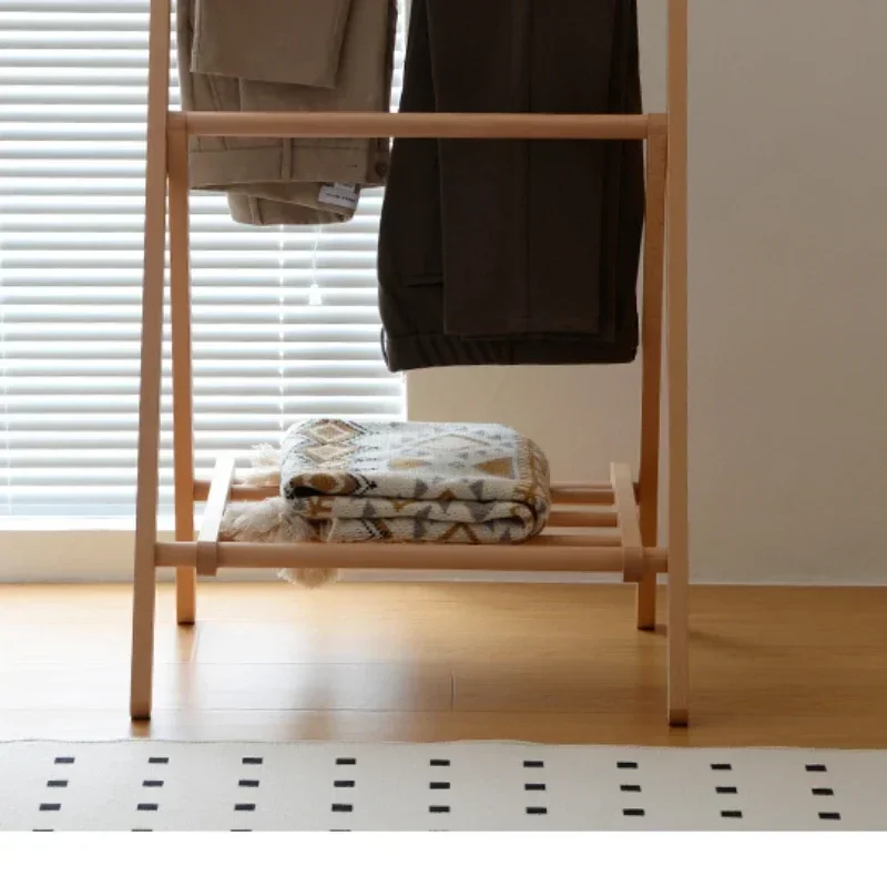 Colgador de madera maciza de estilo japonés, estante creativo para pantalones de noche para dormitorio, herramienta de almacenamiento de ropa atractiva, estante plegable para sombreros