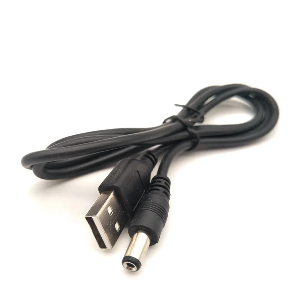 Black USB port 5V 5.5 * 2.1mm DC barrel power cord plug, suitable for small electronic devices with a USB extension cable of 1m