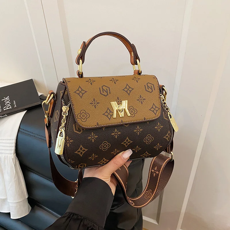 

2025 Apple Bag for Women, Cute Square Crossbody Purse, Fashion Top Handle Shoulder Bag, Versatile Daily Casual Mini Bag