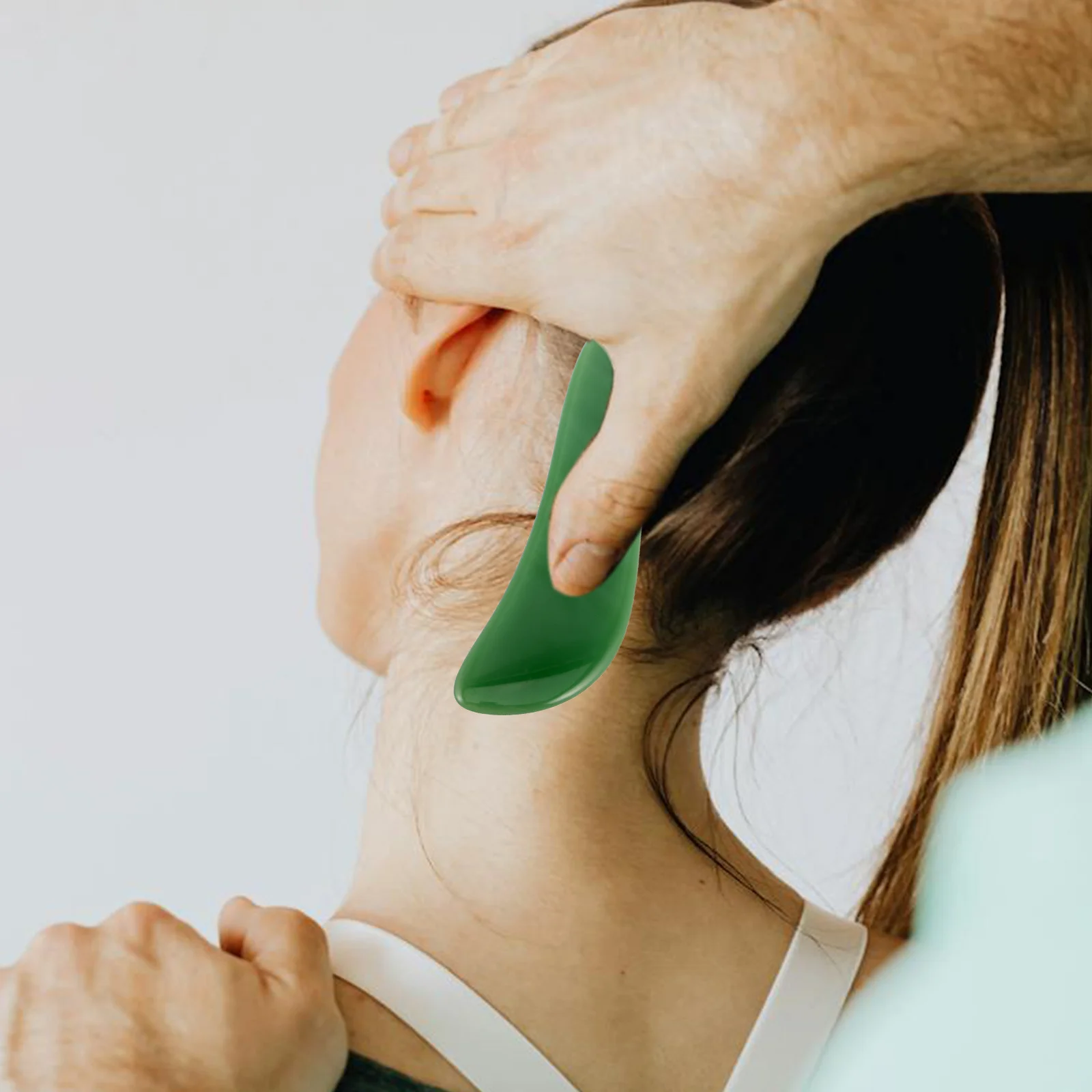 

Темно-зеленый нефритовый скребковая доска Гуа Ша, ручной инструмент для массажа лица и тела для похудения, тонизирования, отечности глаз, мышц