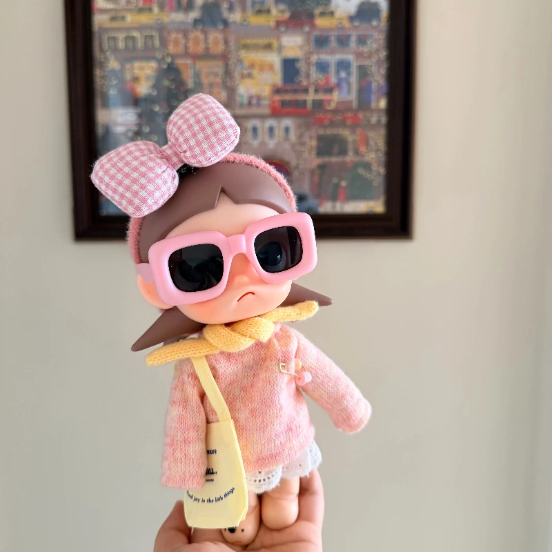 

For Zsiga Dolls Clothes Latest Autumn/Winter Sweater Pink Set Bow Hair Compression Scarf Cute Backpack Decoration 20cm