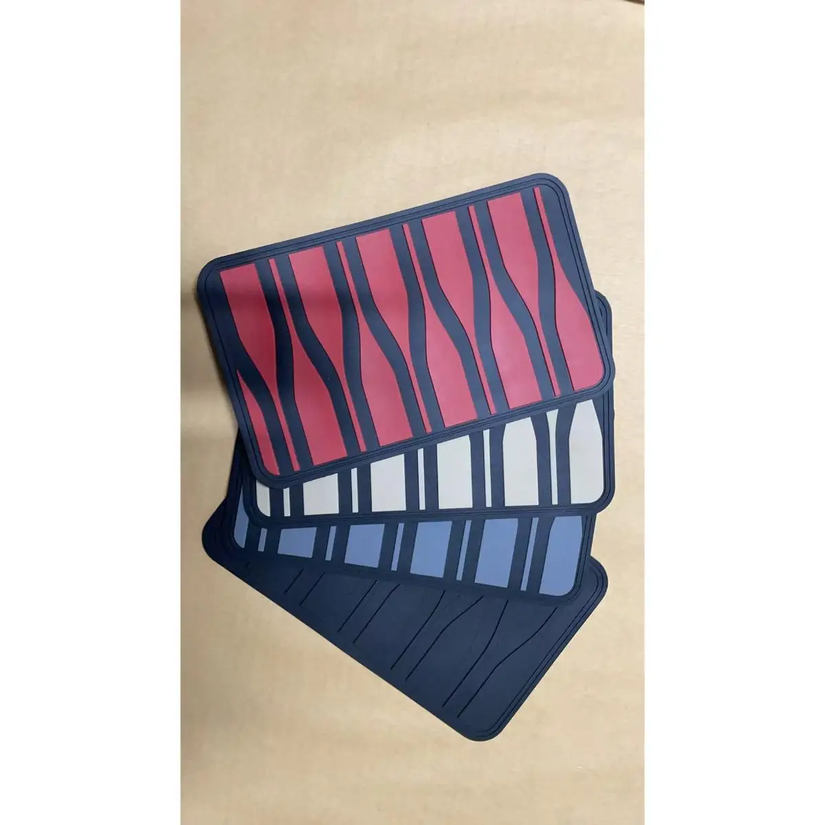 Silikon-Gel-Autofußmatten, Fersen- und Fußauflagen, Pedal-Patches, schwarze, wasserdichte, rutschfeste Auto-Innenraum-Zubehörteile aus PVC, universell einsetzbar – Detail 5