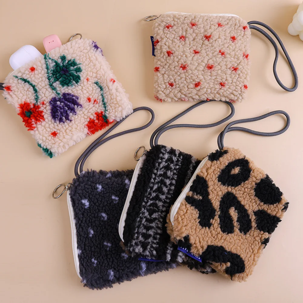 Winter Plush Zipper Coin Purse Wallet Card Case Women Lamb Wool Clutch Bag Children Cute Purse Card Bag Key Earphone Pouch