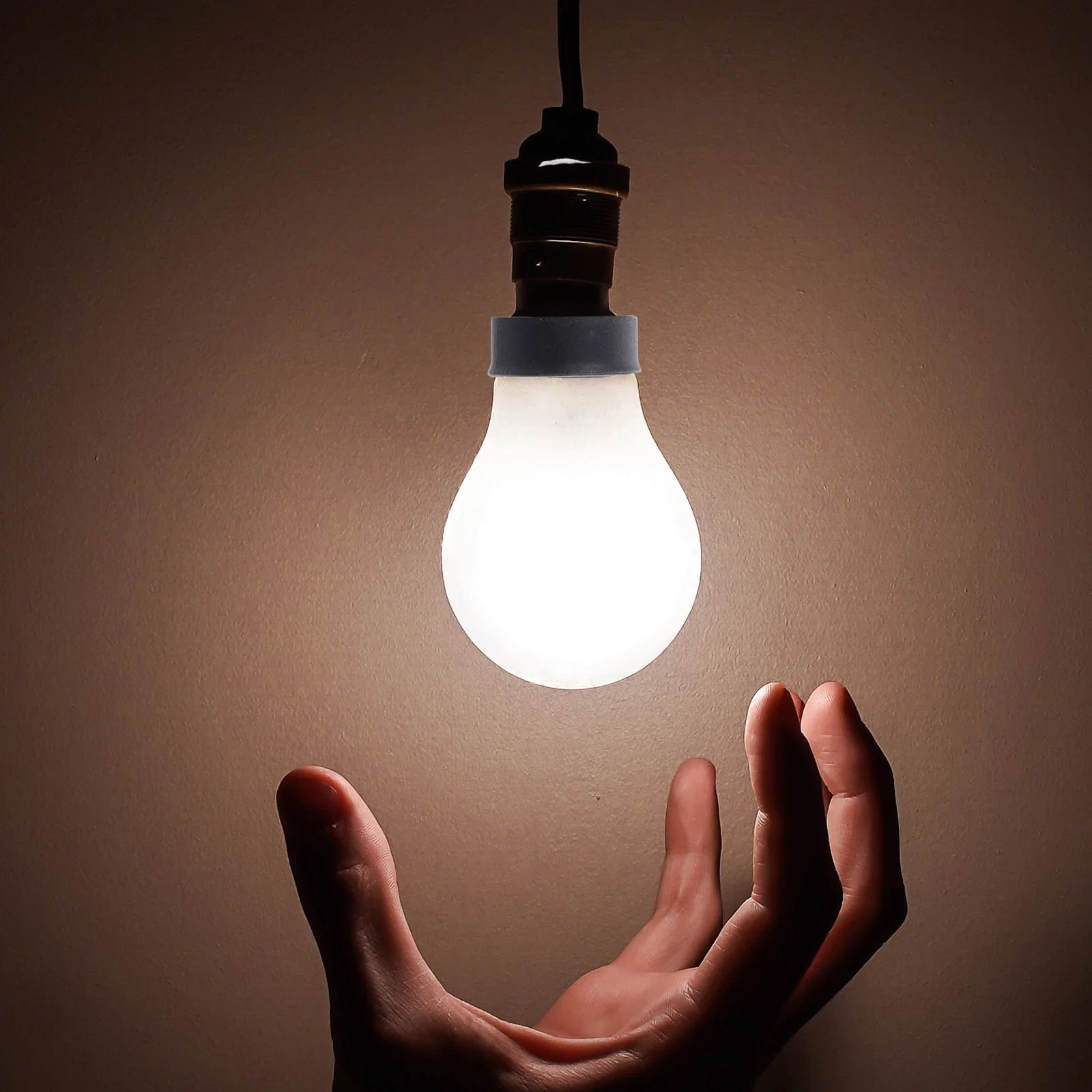 Convertidor de casquillo de bombilla E14 a E12, adaptador de luz, Material de cobre duradero, seguro para iluminación de carport de taller de garaje, 10 Uds.
