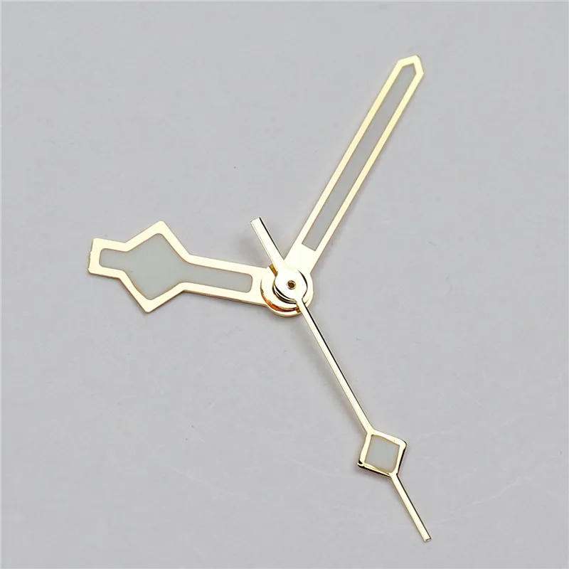 ساعة يد ذهبية فضية مصقولة عالية الجودة C3 Bgw9 أخضر أزرق مشرق مضيئة لحركة Nh35 Nh36 NH34 Skx تعديل اليد