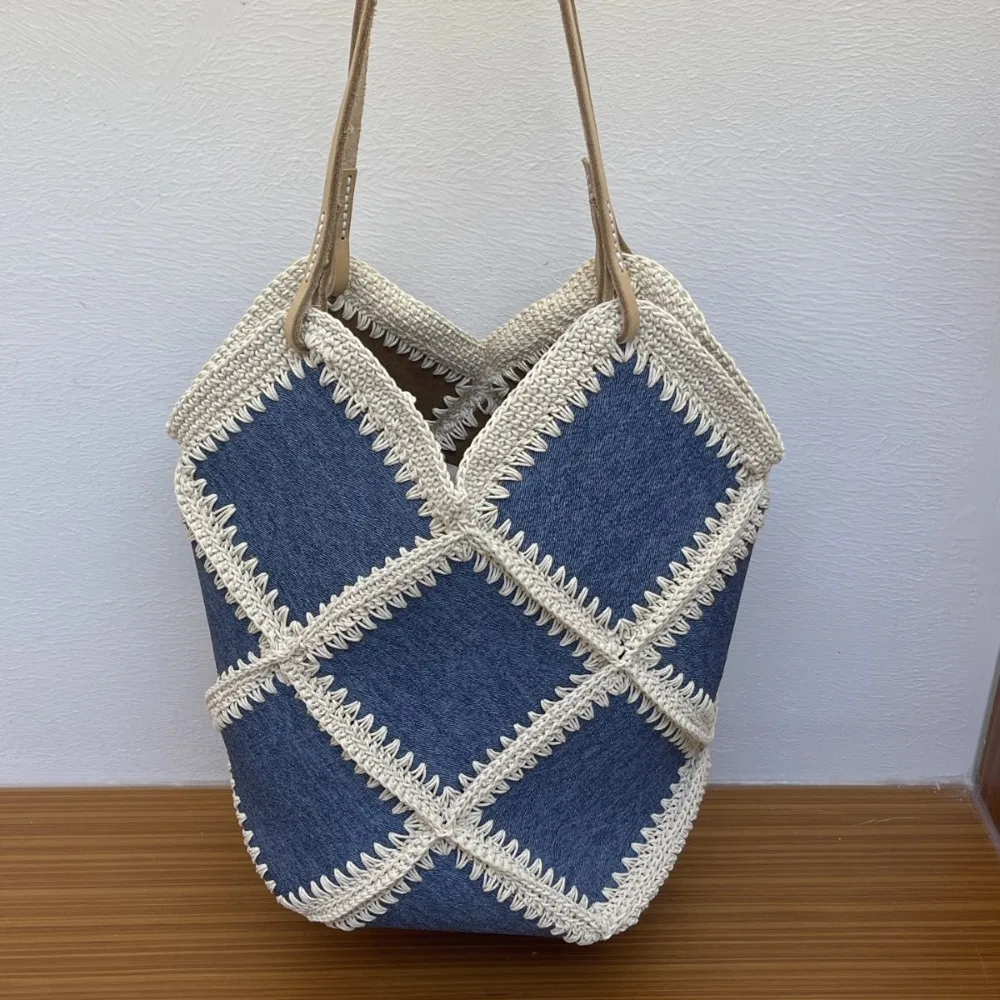 

2026 New Floral Woven Bag, Handmade Daisy Straw Woven Bag, Women's Beach Resort Hand-Carried Shoulder Texture Unique Fashion