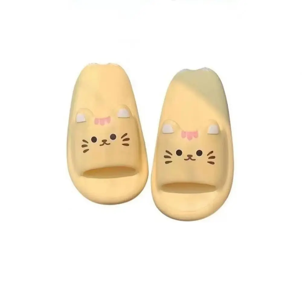 عارضة الكرتون القط خنزير النعال لينة وحيد المضادة للانزلاق Kawaii النعال النساء بحر الأحذية البلاستيكية الشرائح الصنادل الشاطئ