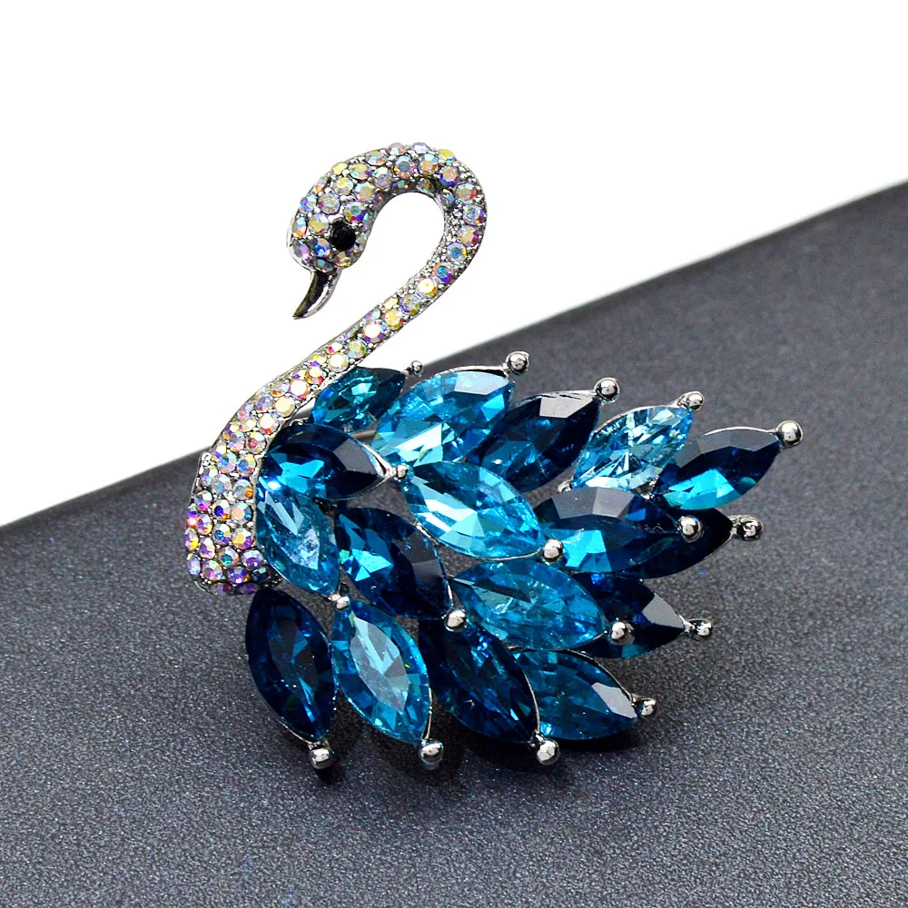 CINDY XIANG Pink Color Swan Brooches For Women Elegant Wedding Fashion Pin Animal Design Accessories High Quality New Year 2023