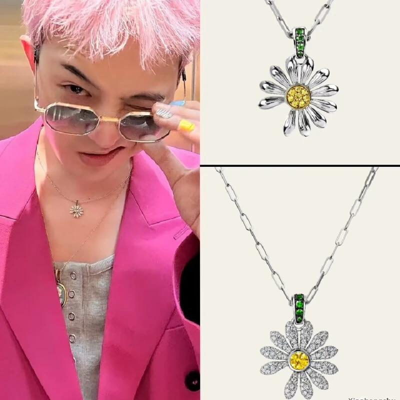 

Hot Selling Gd Style Daisy Necklace Light Luxury Niche High-End Ins Temperament Versatile High-End Collarbone Chain For Women