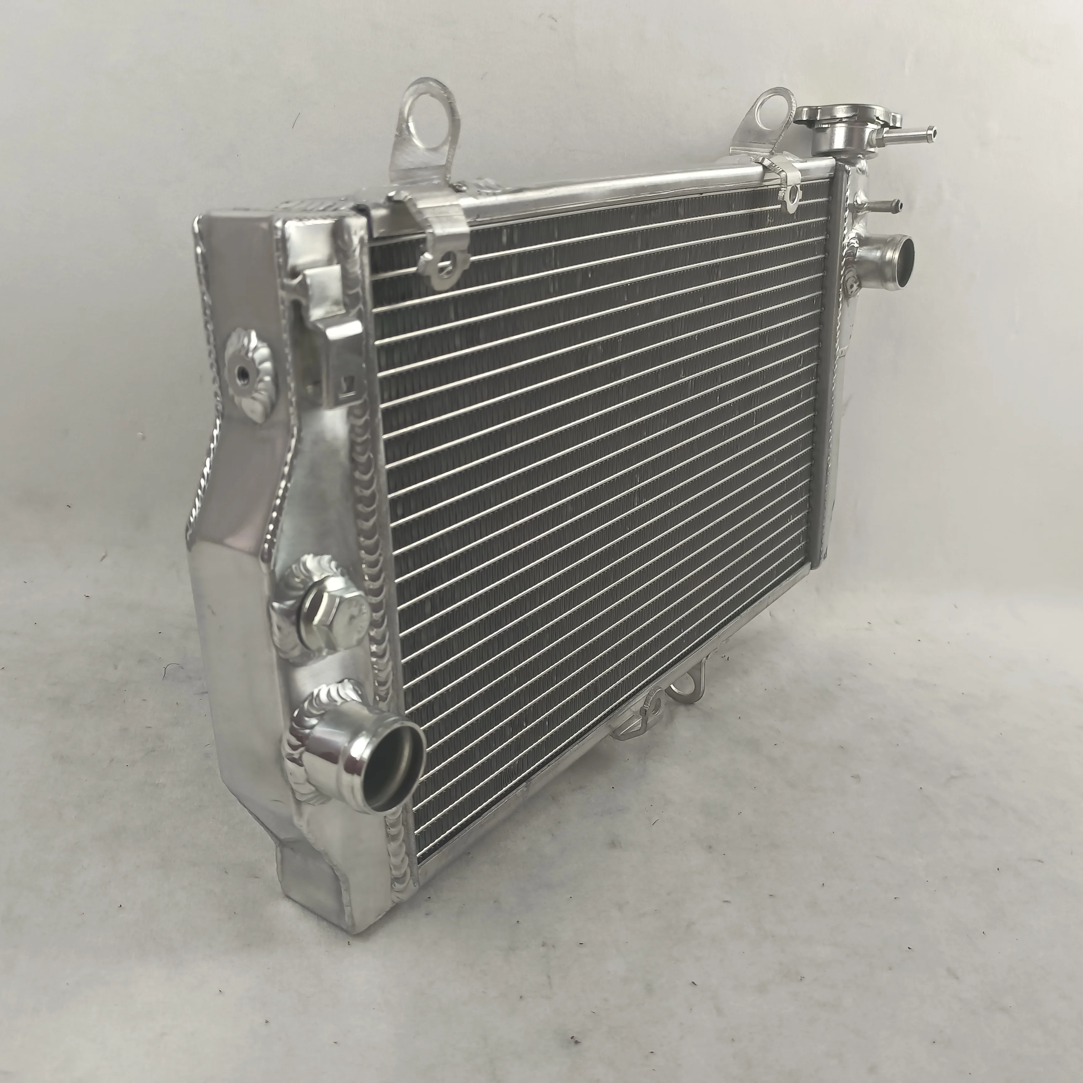 Image of Aluminiumkühler für Honda CBR1100XX Blackbird mit Kraftstoffeinspritzung 1997 1998 1999 2000