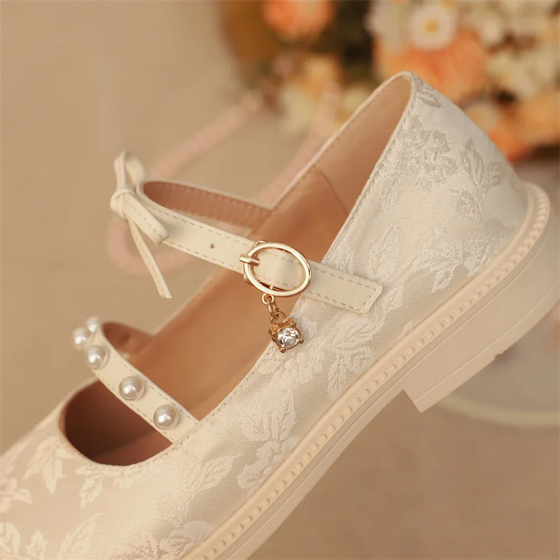 TQBTDL 2025 Nuove scarpe Mary Jane con cinturino per ragazze Taglio ampio con borchie Cintura con fibbia Cintura cinese Hanfu Party Princess Pumps
