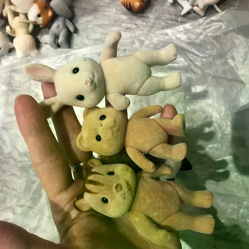 /GJ/Forest Family Animal Figure Rabbit Bear Dog Flocked Shaggy Figurine Animal Model Toy For Kid Factory Defects 1PC