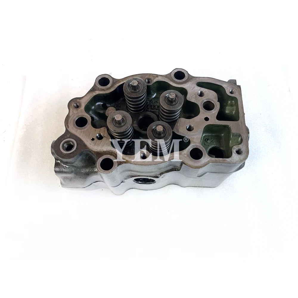 

D936L 10119427 10120364 10137282 Cylinder Head For Liebherr D936L Excavator Engine Parts