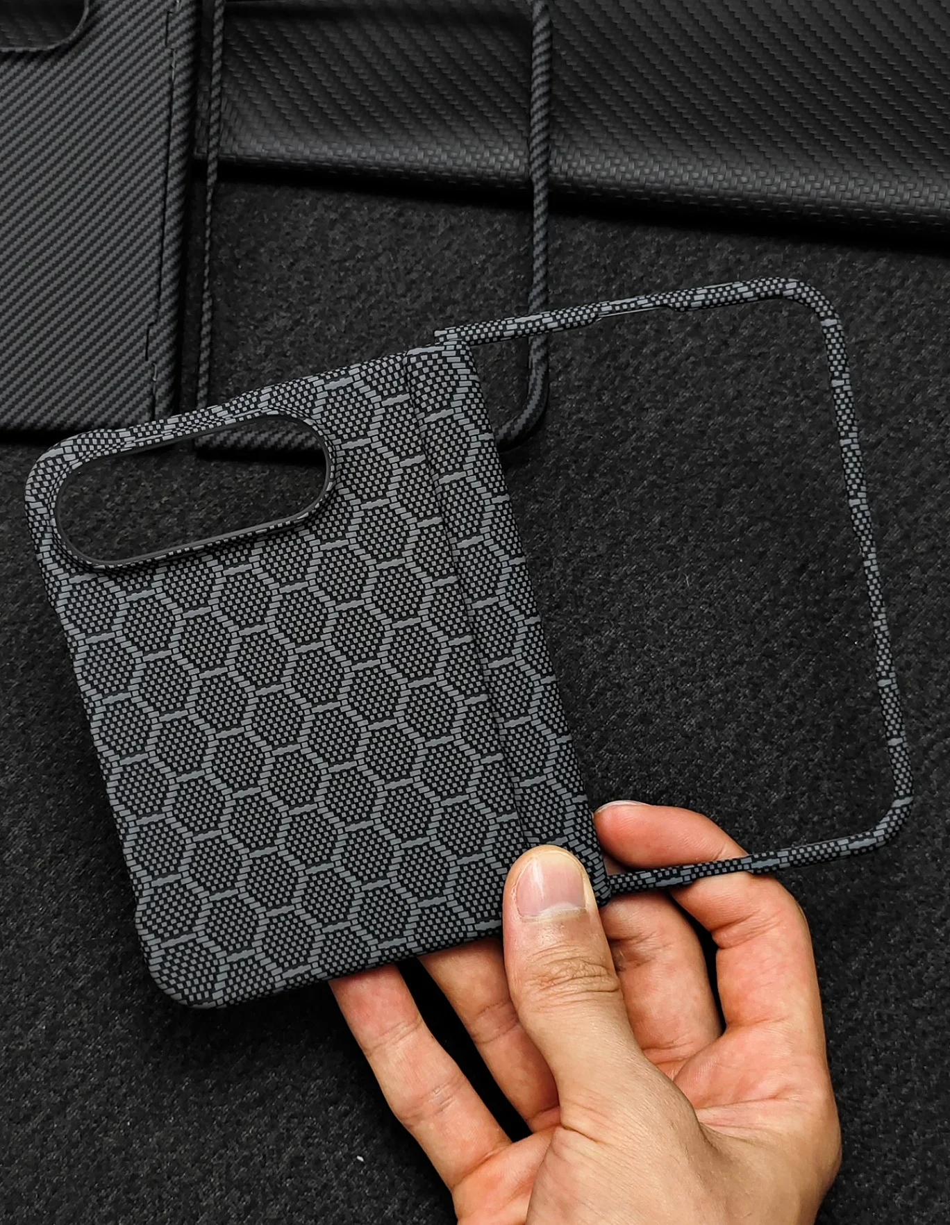 Business Kevlar-Faser 600D Slim-Design Magnetische Handyhülle für iPhone Duo Stoßfeste Hartschale mit Kabelloser Ladefunktion für iPhone Ultra – Detail 5