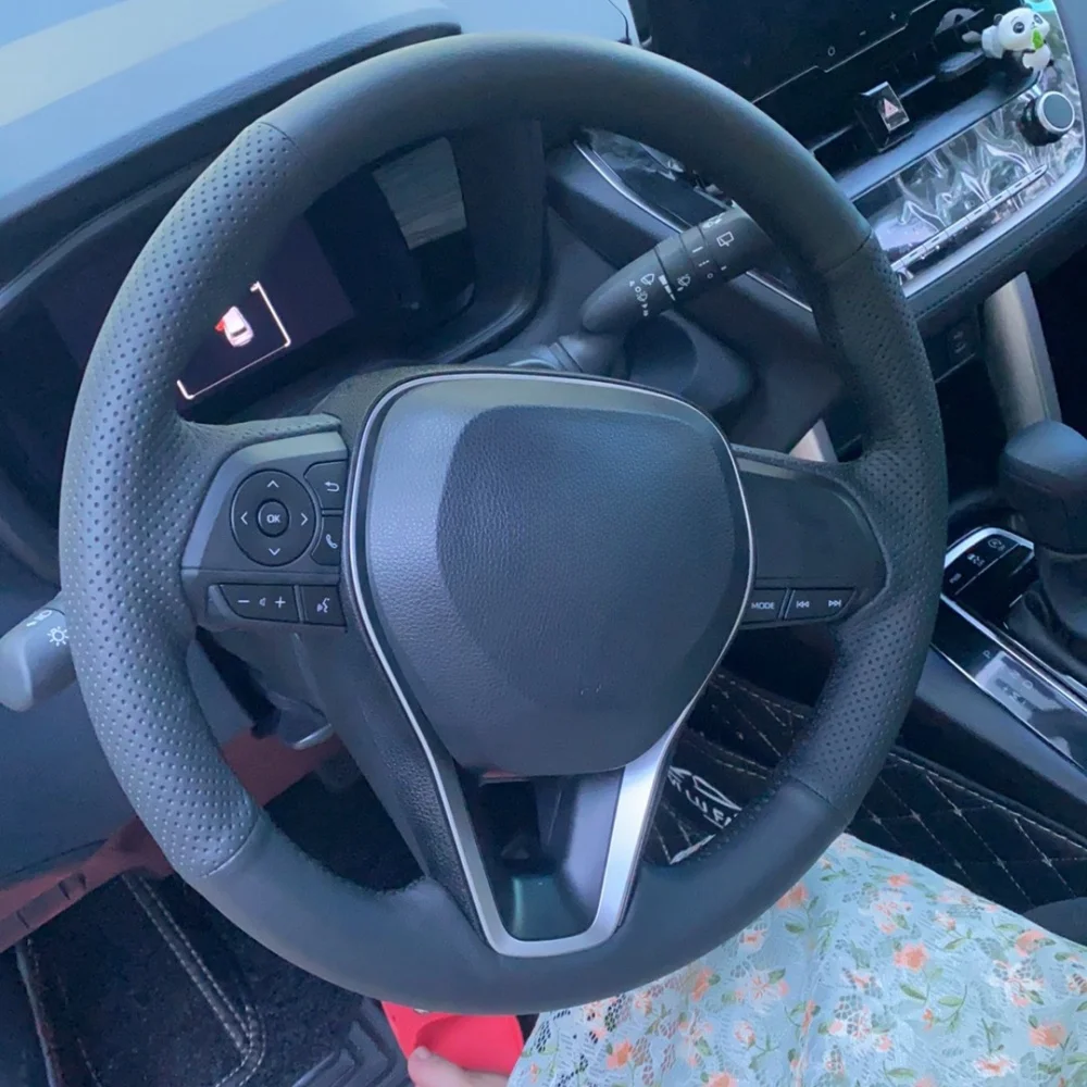 Cubierta trenzada personalizada para volante de coche, protector para Toyota Camry Avalon 2018-2019 Crown 2018-2019 Corolla 2018 2019 2020 RAV4 2019