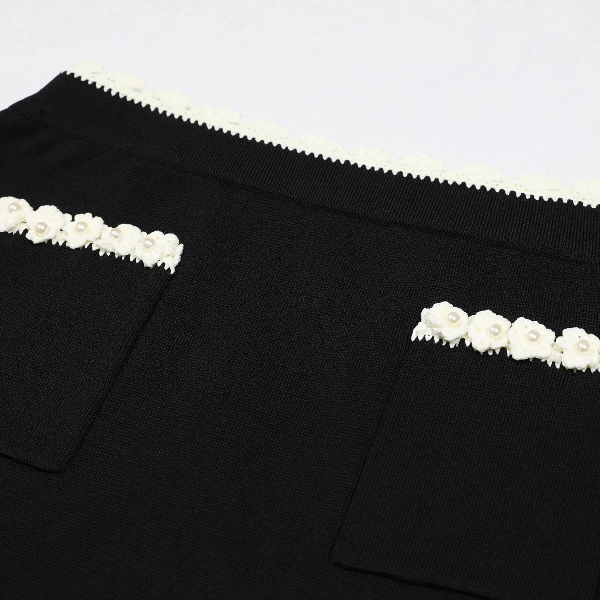 Nanyou High End Product Summer New Style Celebrity Slimming Round Neck Sleeveless Knitted Shirt Top+Half Body Skirt Set