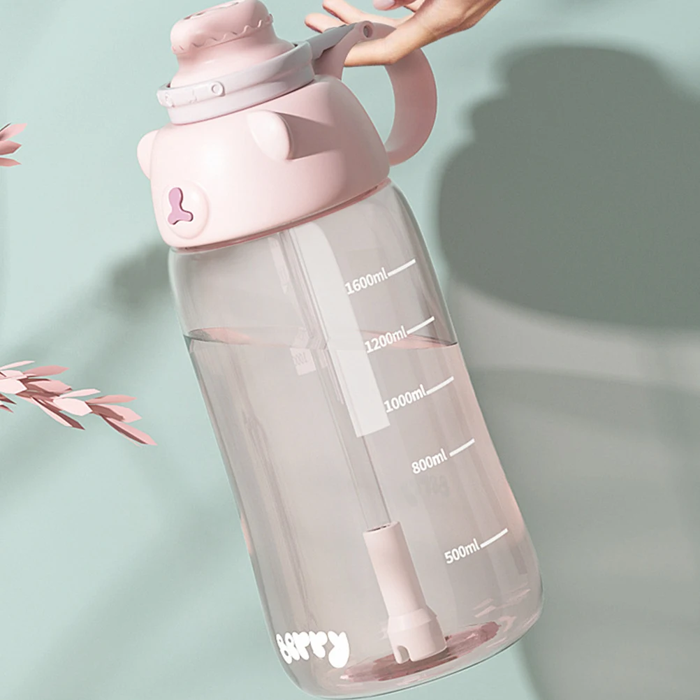 

Eco Friendly Large Capacity Plastic Water Bottle Sports Fitness Straw Design Ergonomic Handle Non Skid Cover Impact for Outdoor