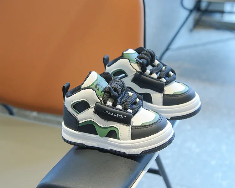 2026 Neue Kinder-Sportschuhe für Frühling und Herbst – Trendige High-Top-Freizeitschuhe für Jungen und Mädchen – Modische Dopamin-Laufschuhe – Detail 5