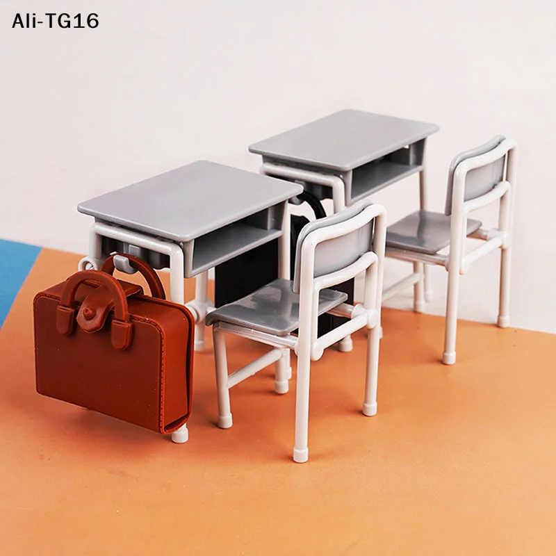 1Set 1:12 Poppenhuis Miniatuur Bureaus Stoelen Schooltassen Klaslokaal Model Decor Speelgoed Poppenhuis Accessoires