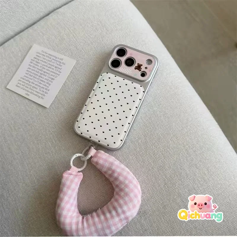 Чехол с милым медведем и черным сердцем для Realme GT8 Pro GT 7T GT6 6T Neo 7X 6 SE P4 P3 Lite P1 Speed V70S V25 V23i V11S V13 V5