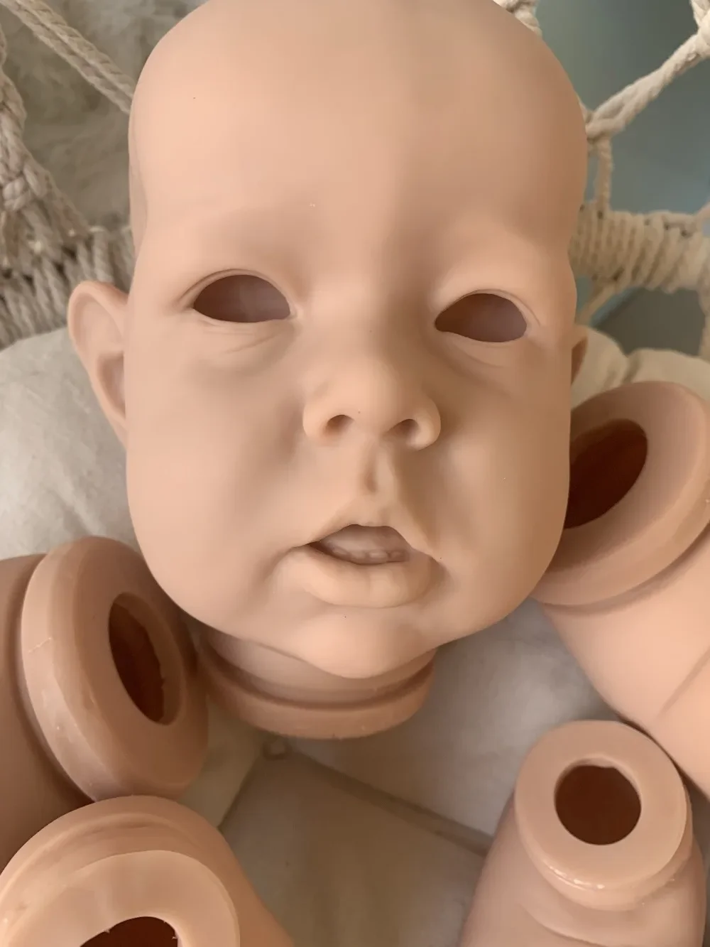 DLS 20/29Inch Reborn Doll Kit Huge Baby Kit Reborn Liam Soft Touch Unpainted Unfinished Doll Blank Parts
