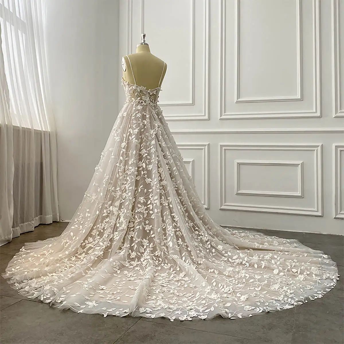 Exquisito vestido de novia de línea A hecho A mano, vestidos de novia sin mangas con escote Corazón, apliques de correa de espagueti, vestidos de novia de encaje transparente