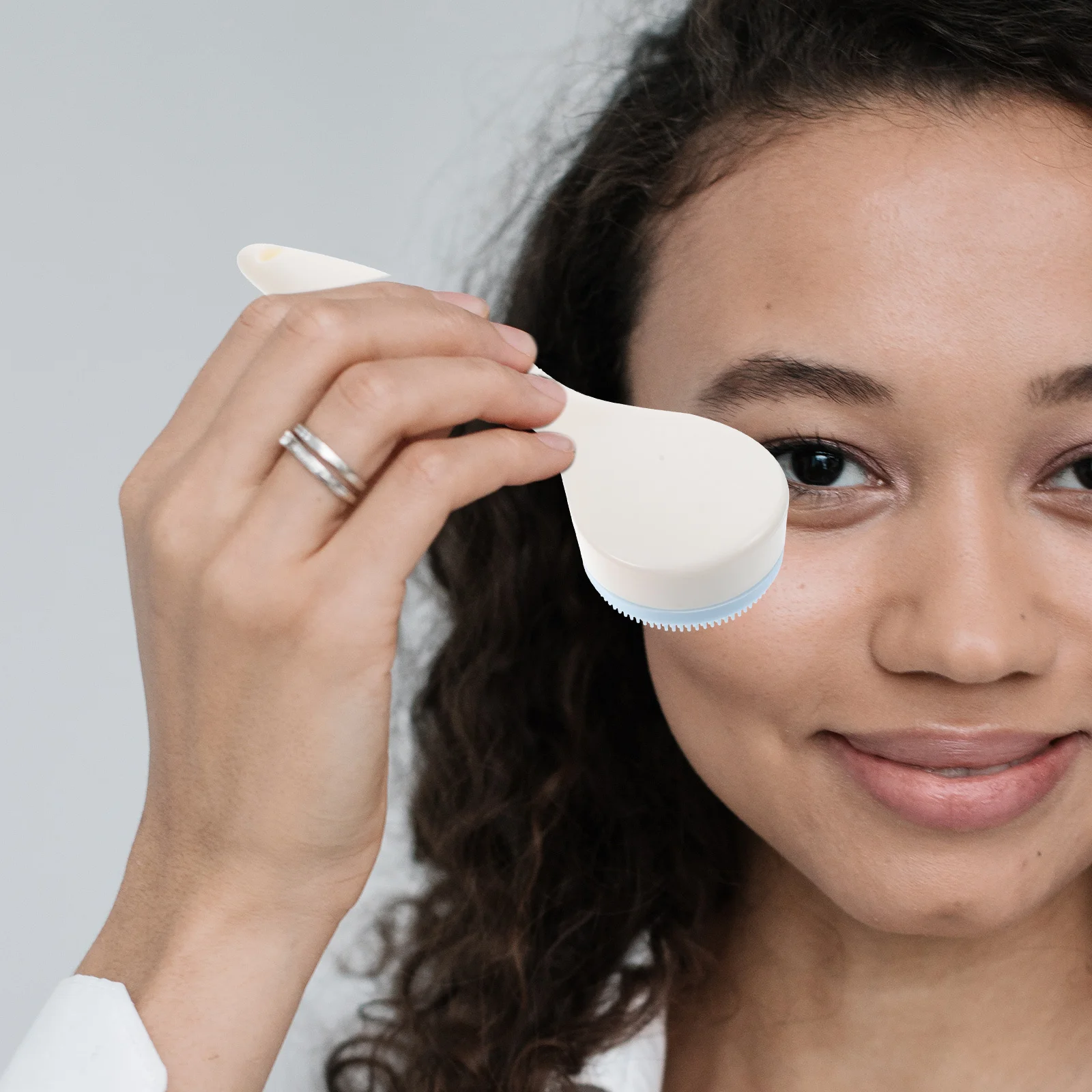 2Pcs Silicone Face Brush Facial Cleansing Brush Massage Skin Cleanser Non-Slip Handle Suitable for Babies Teens Seniors