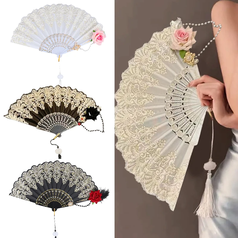 Abanico de baile Lolita, abanico de mano con flores rosas de encaje, borlas Retro europeas, abanico plegable, adornos para recuerdo de fiesta de boda, accesorios de regalo