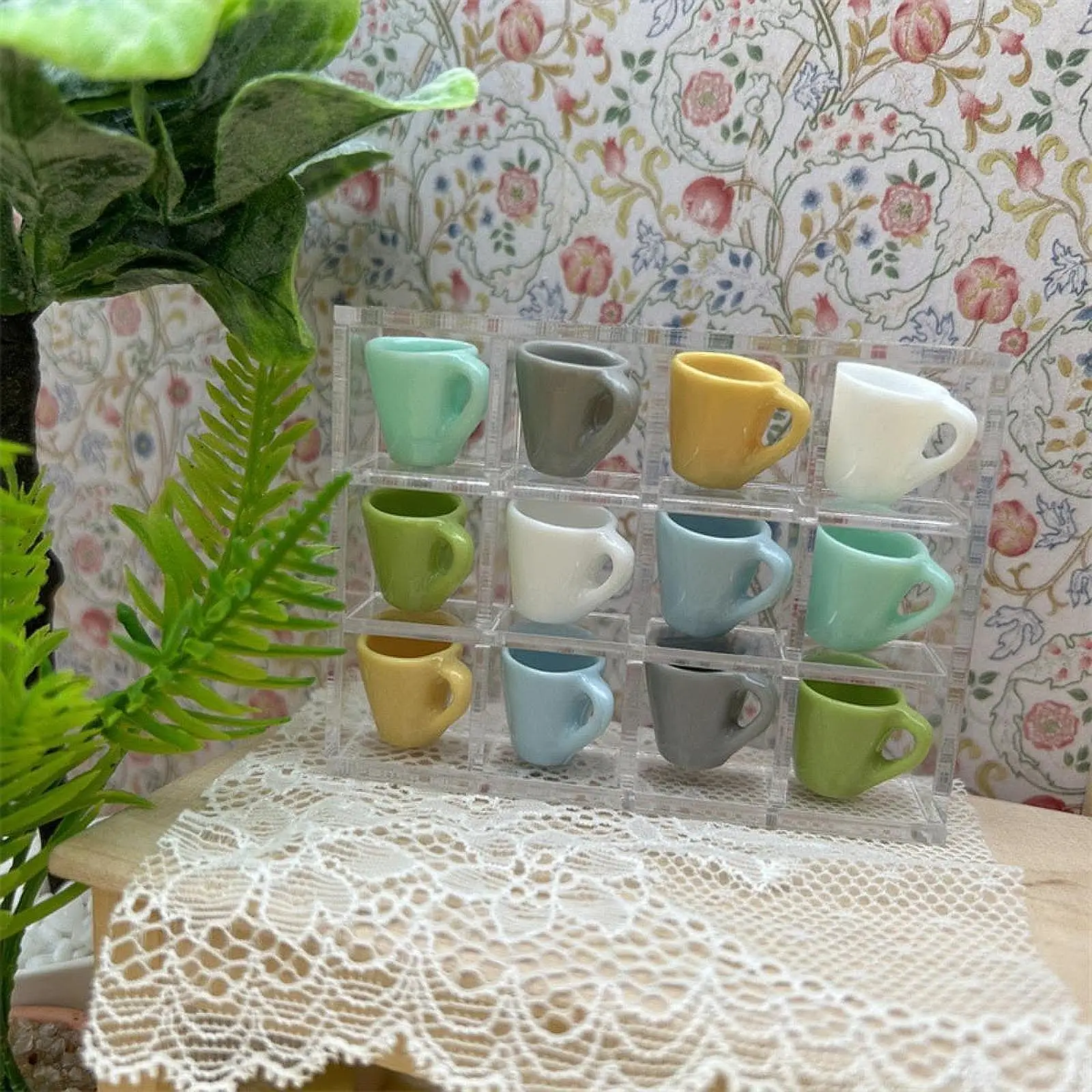 

Miniature Clear Acrylic Display Case Elegant Tabletop Protective Transparent