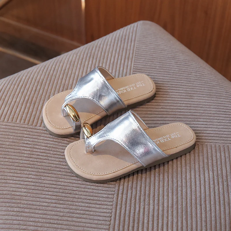 Girl Fashion Toe Cool Slippers 2026 Summer New French Child Soft Soled Shoes Hot Selling Girls Anti Slip Beach Cool Slippers