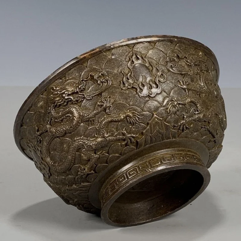 

Antique Purple Copper Patina Qing Dynasty Qianlong Nine Dragon Bowl Relief Treasure Basin Return Double Dragon Wealth Copper Bow