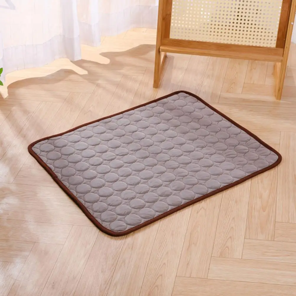 Pet-safe Pad Dog Cat Mats for Summer Self-cooling Ice Silk Pet Pad for Bed Kennel Sofa Car Seat Reusable Mat for Home Travel Pet