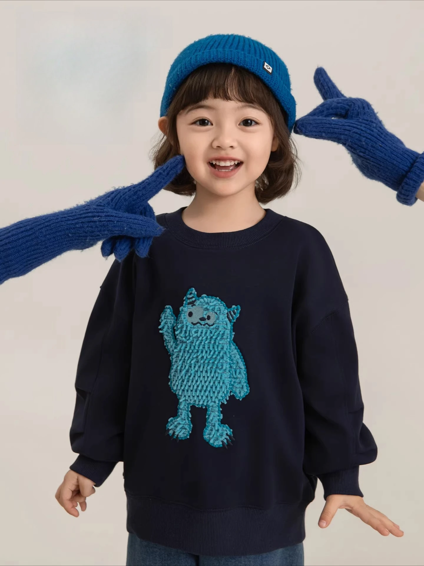 Girls' 2026 Spring New Double Knitted Long Sleeve Round Neck Cartoon Casual Hoodie Loose Children's Top