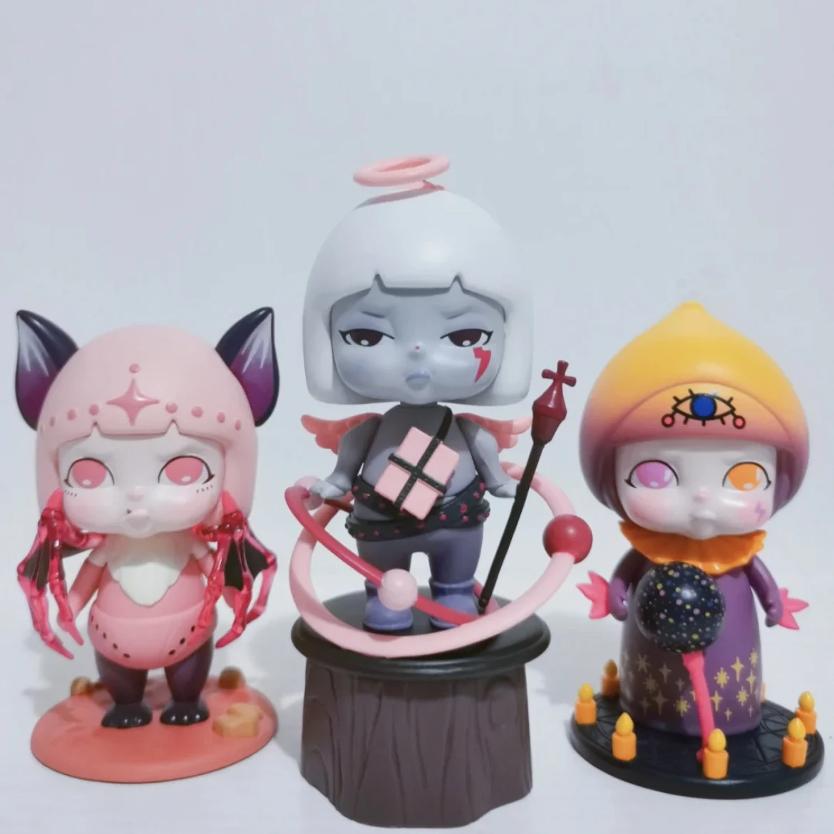 Tiny The Evil City Originele Blind Box Tweede Seizoen Pop Mystery Box Leuke Anime Figuur Model Kawaii Collectible Griezelig Speelgoed Cadeau