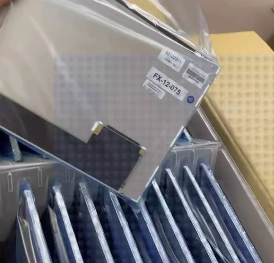 

LQ121S1LG74 LQ121S1LG74A 800*600 12,1-дюймовый промышленный ЖК-дисплей, новый и в наличии, протестирован перед отправкой