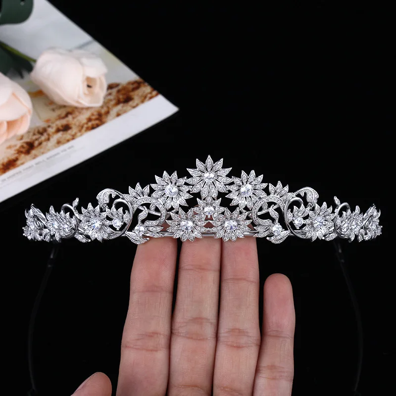 Sunflower Tiara for Wedding,Crystal Bridal Tiaras for Bride,Prom,Party Head Accessories, Gatherings Hair Accessories for Women